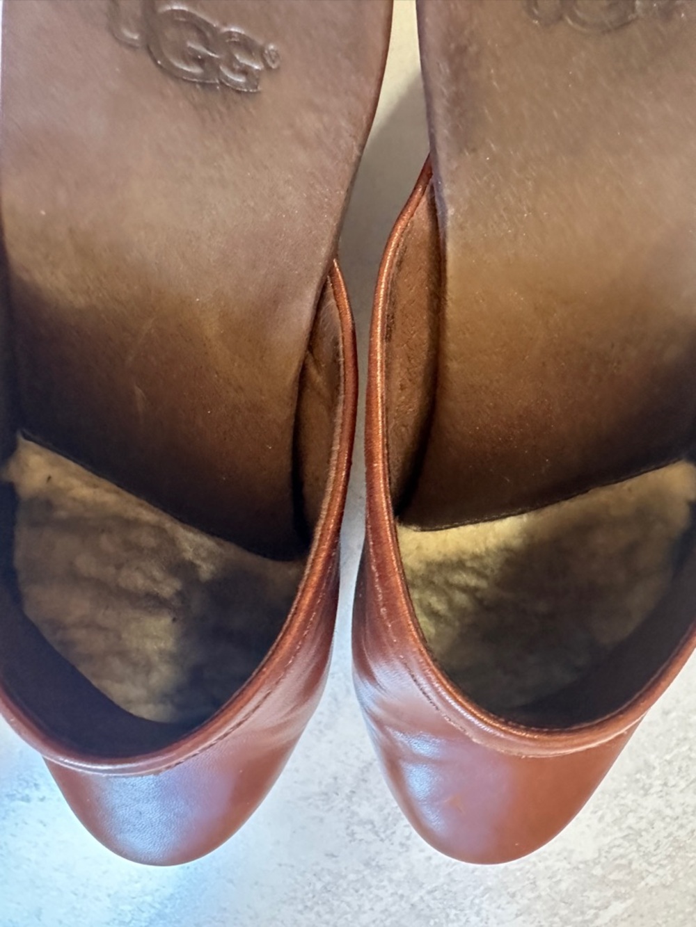 Ugg Size 9 Brown Leather Women's Clog Heels - Picture 8 of 8